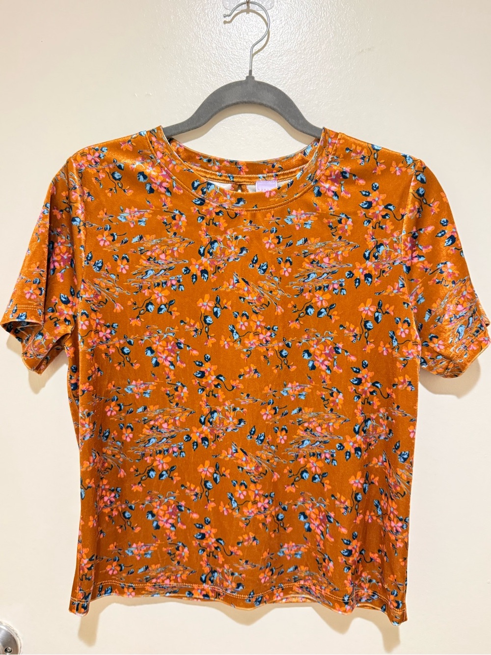 Savage X Fenty Orange Floral Short Sleeve Crewneck Top